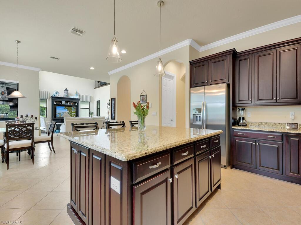 BONITA LAKES - Residential