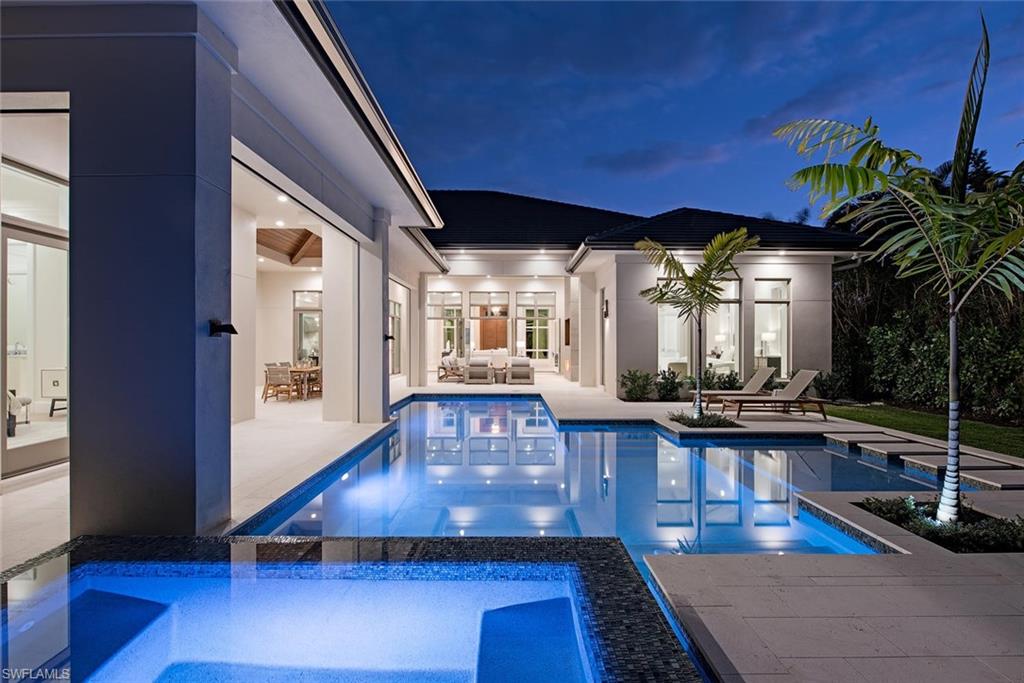 MOORINGS - Residential