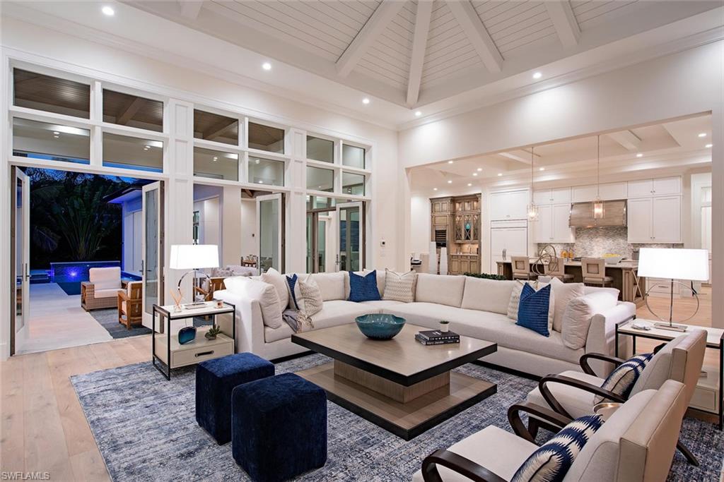 MOORINGS - Residential