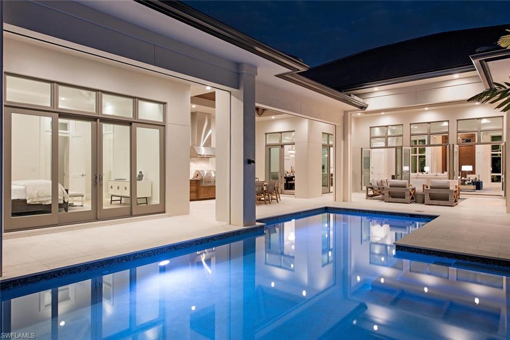 MOORINGS - Residential