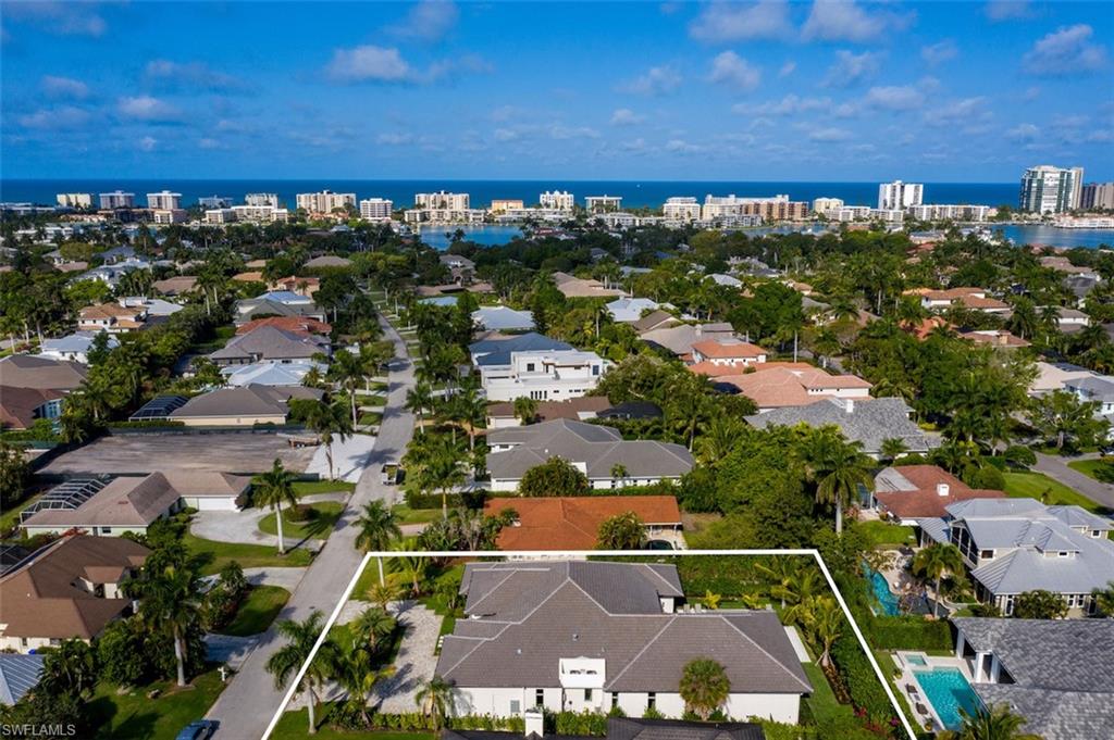 MOORINGS - Residential