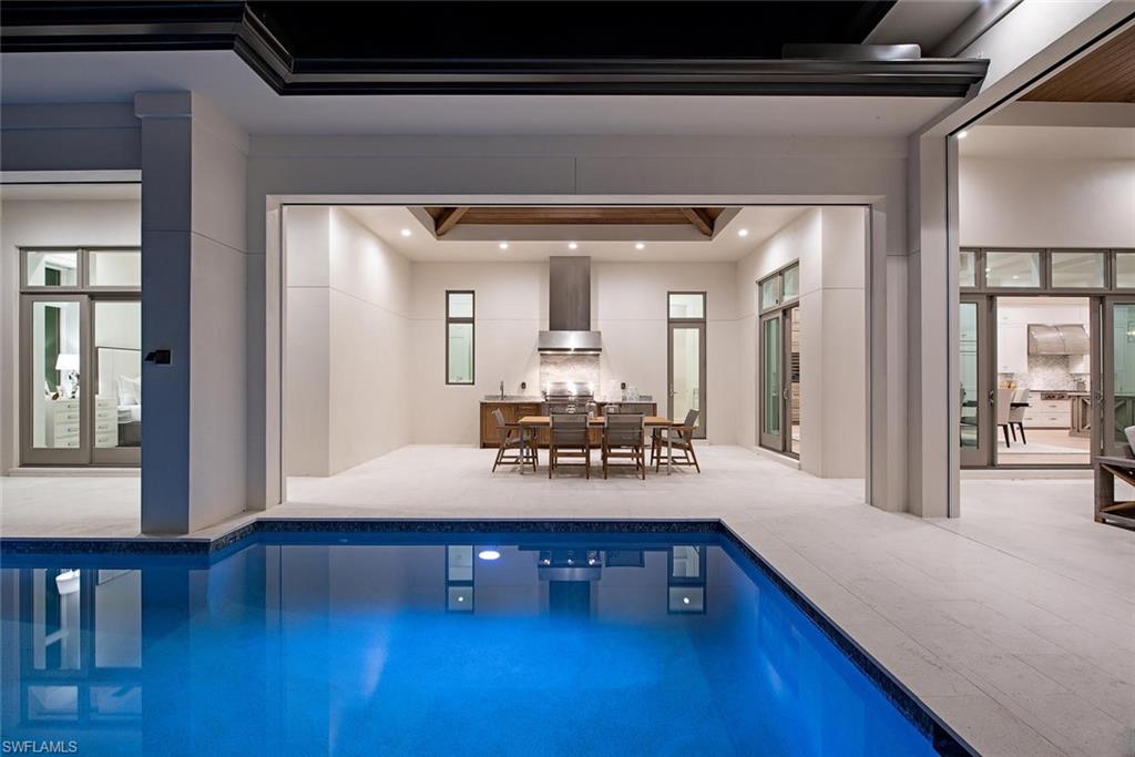 MOORINGS - Residential