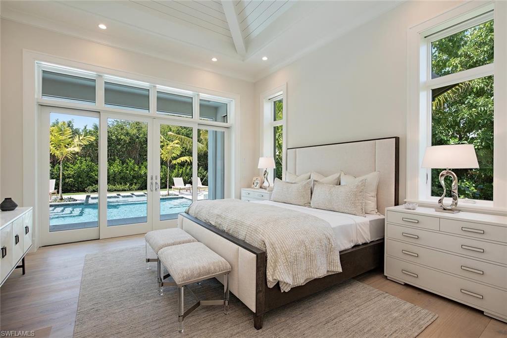 MOORINGS - Residential