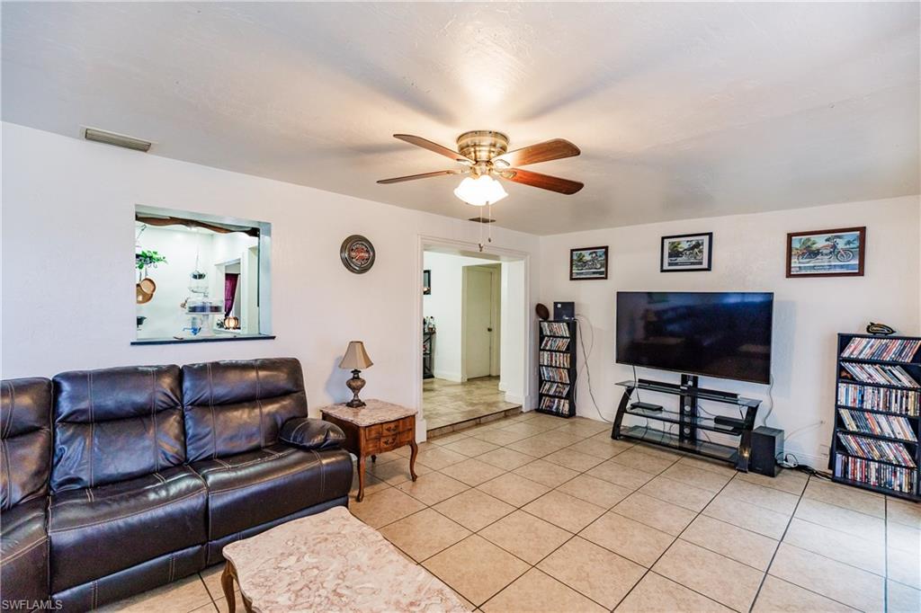 SUBURBAN PARK - Residential