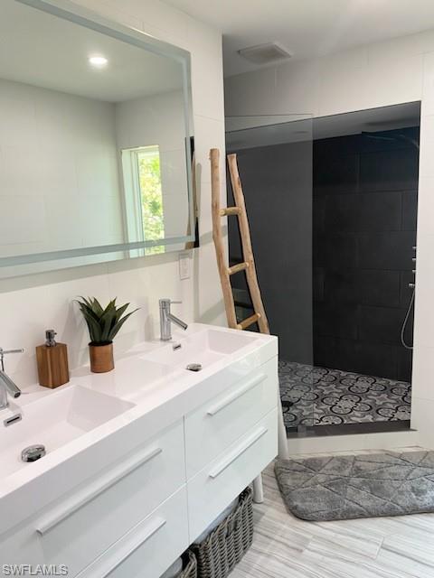 BONITA SHORES - Residential