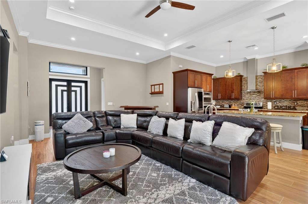 GOLDEN GATE ESTATES - Residential