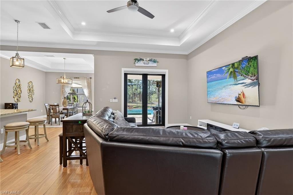 GOLDEN GATE ESTATES - Residential