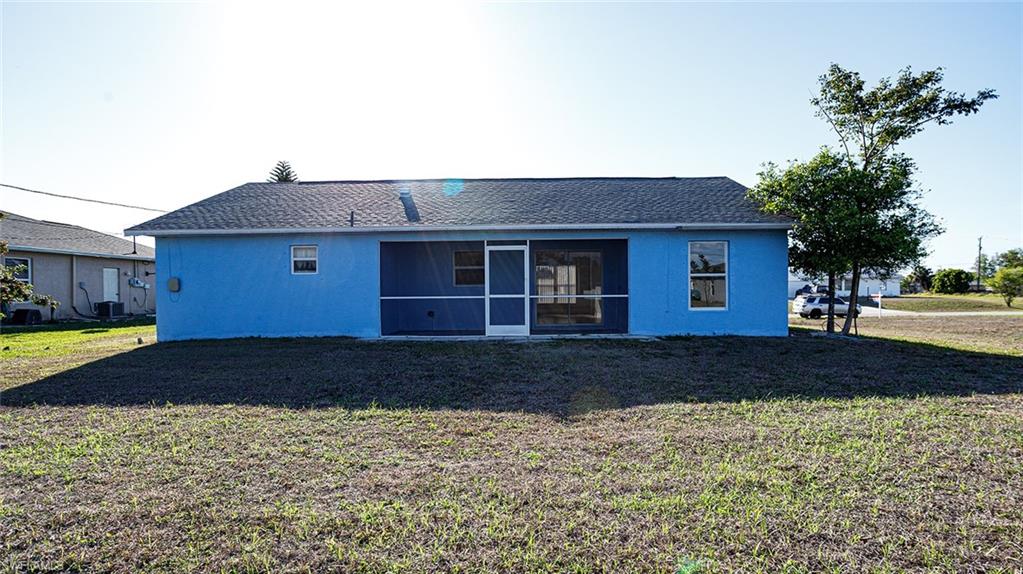 CAPE CORAL - Residential