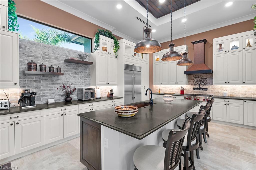 MARCO ISLAND - Residential