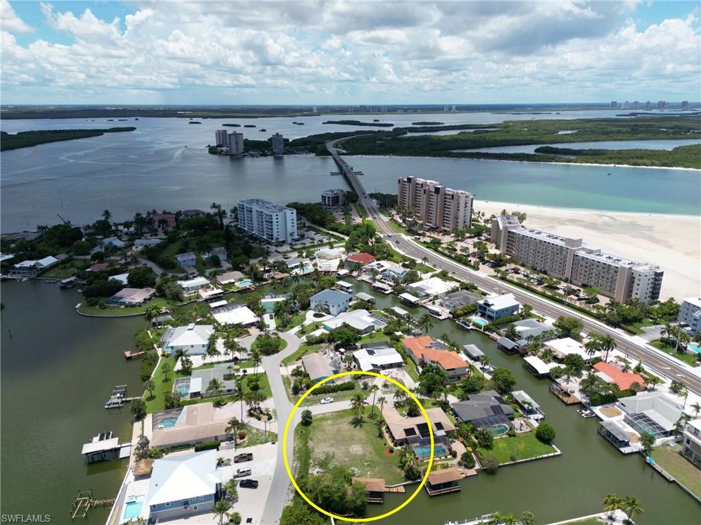 LAGUNA SHORES - Land