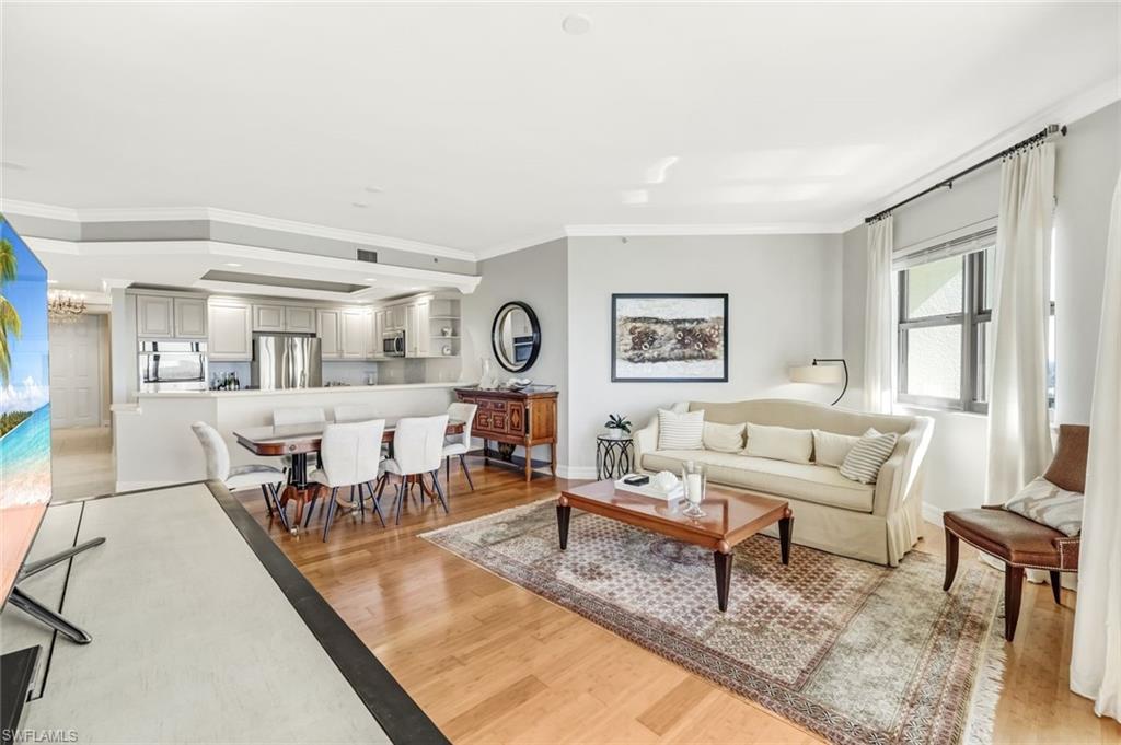 RIVA DEL LAGO - Residential