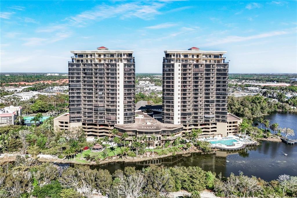 RIVA DEL LAGO - Residential