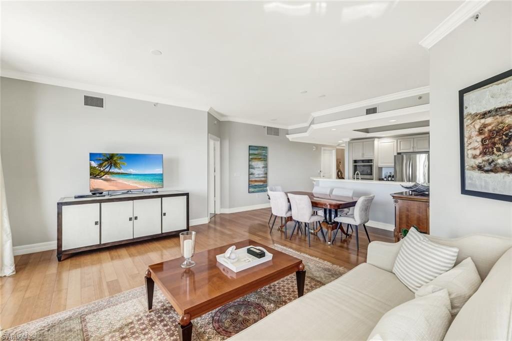 RIVA DEL LAGO - Residential