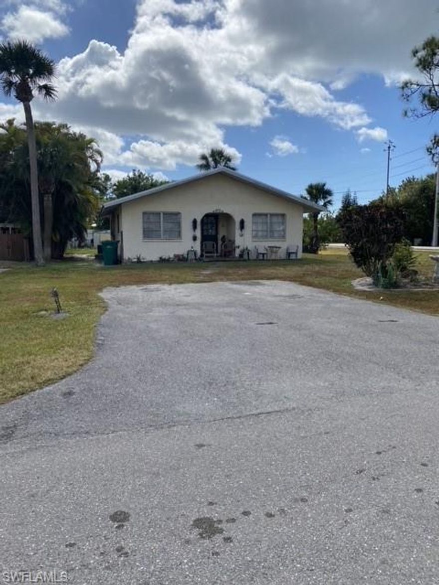The fenced in backyard provides plenty of privacy and room for a pool! A classic Florida beach bungalow with tin roof and preferred southern exposure. West of 41, bike to the beautiful Vanderbilt Beach! The Ritz / Gumbo Limbo is the perfect spot to end an evening as you watch the sunset. Close proximity to a plethora of fine dining, shopping, movie theaters, arts & nightlife at Mercato. Enjoy nearby Delnor-Wiggins State Park to launch your boat, canoe, kayak and fish! Tennis, racquetball, and basketball at Pelican Bay Community Park. 
Bring your furry friends— there’s no restrictions or HOAs! Easy access to the airport!