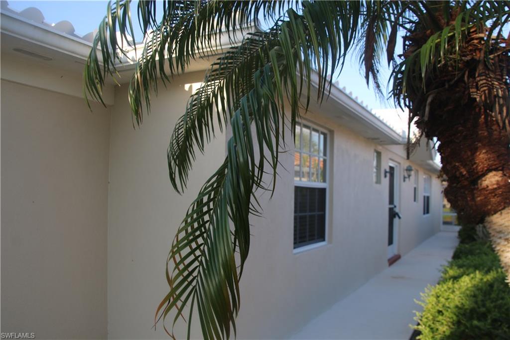 VILLAGE WALK - Residential