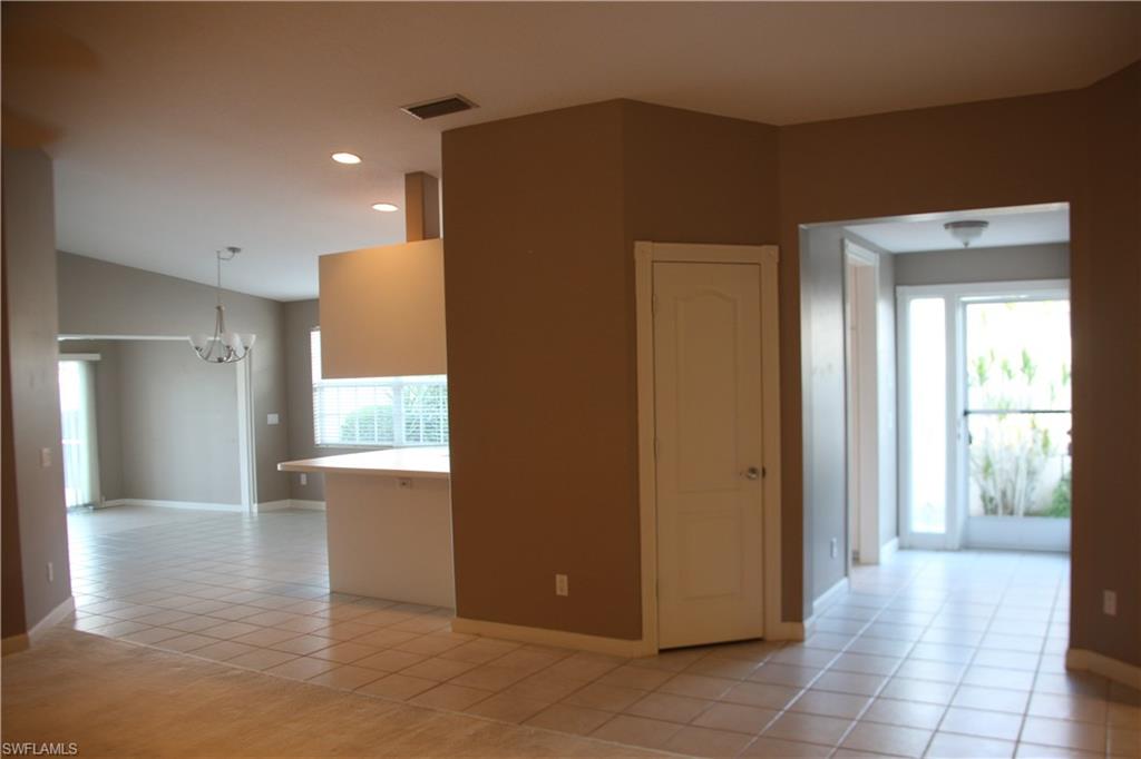 VILLAGE WALK - Residential