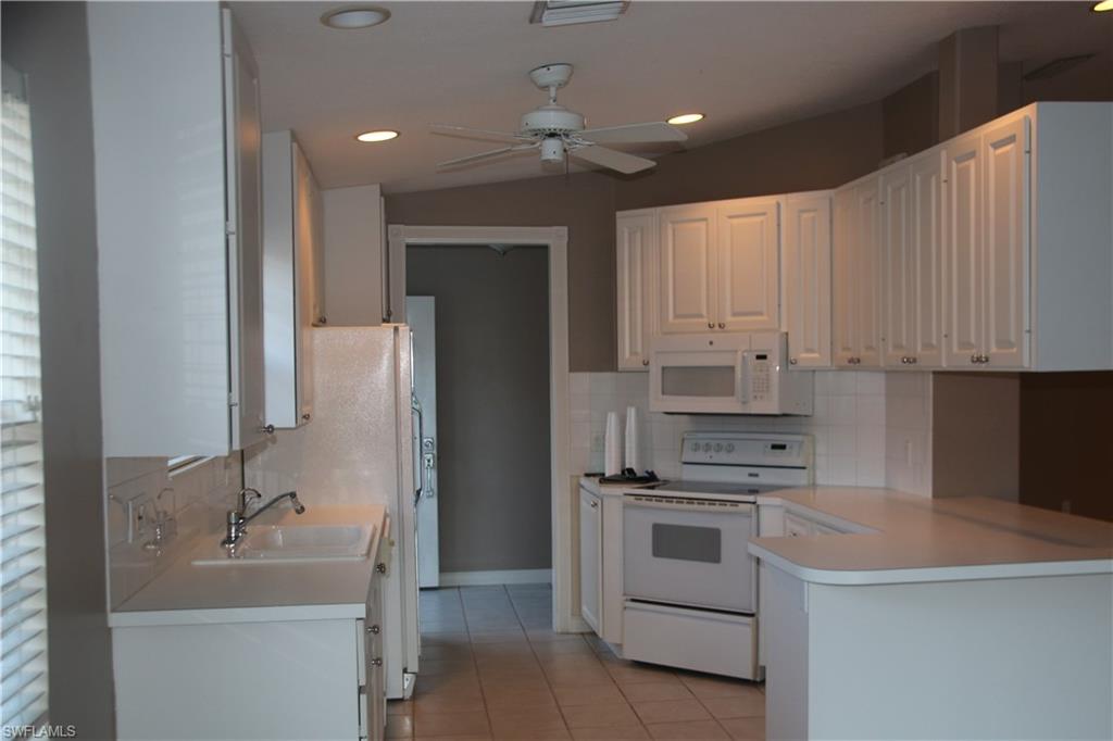 VILLAGE WALK - Residential