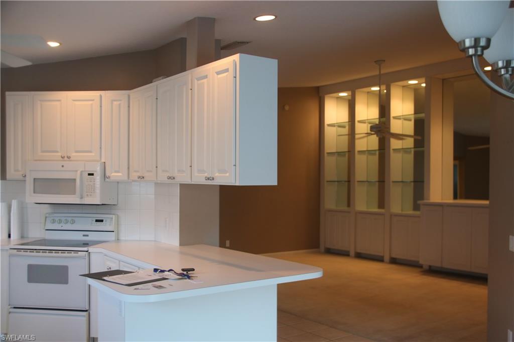 VILLAGE WALK - Residential