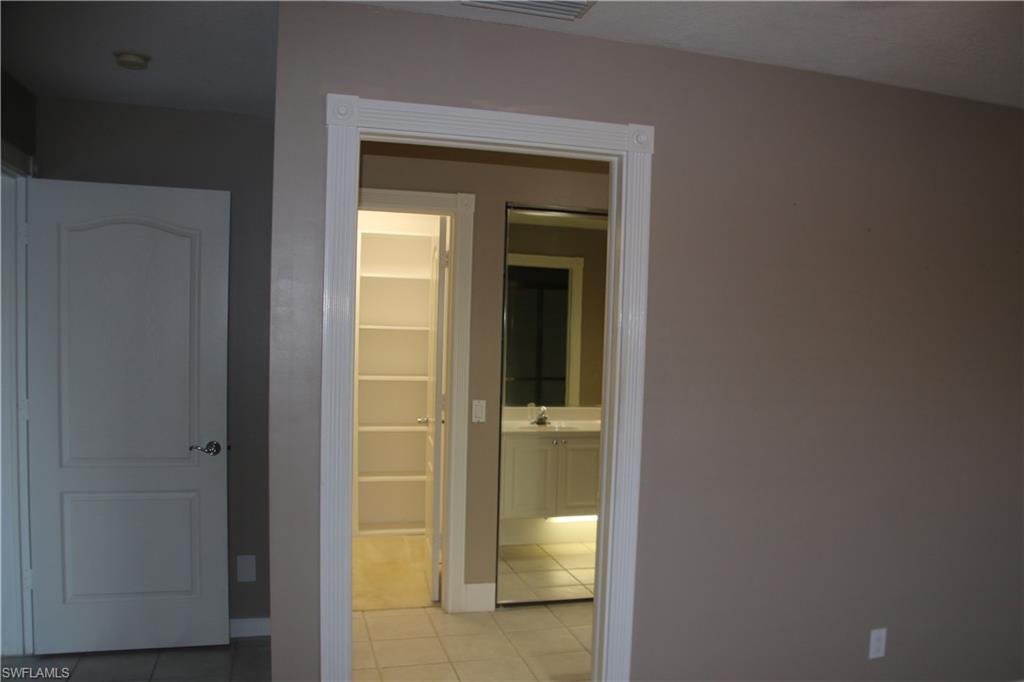 VILLAGE WALK - Residential