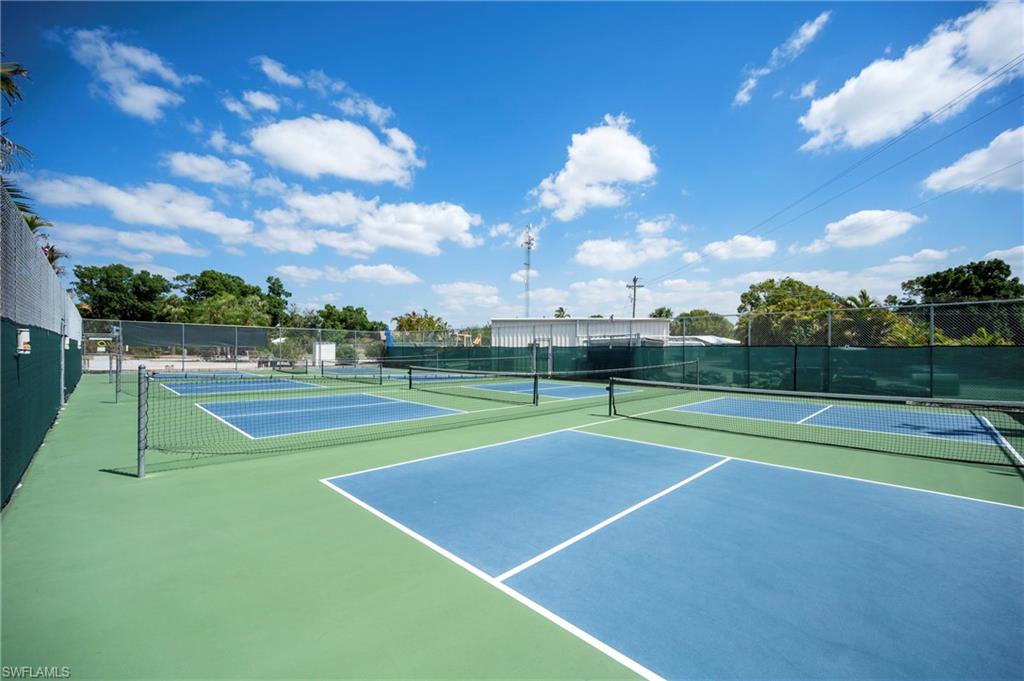 OLD BRIDGE VILLAGE - Residential