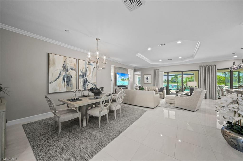 ESPLANADE - Residential