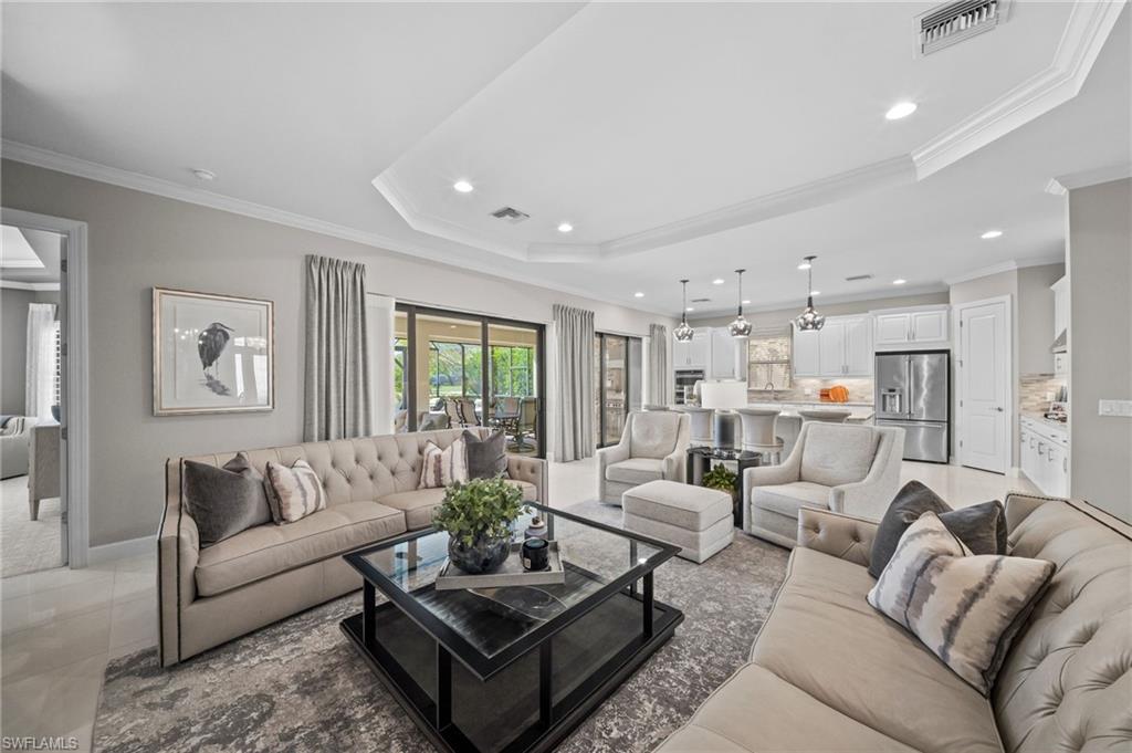 ESPLANADE - Residential