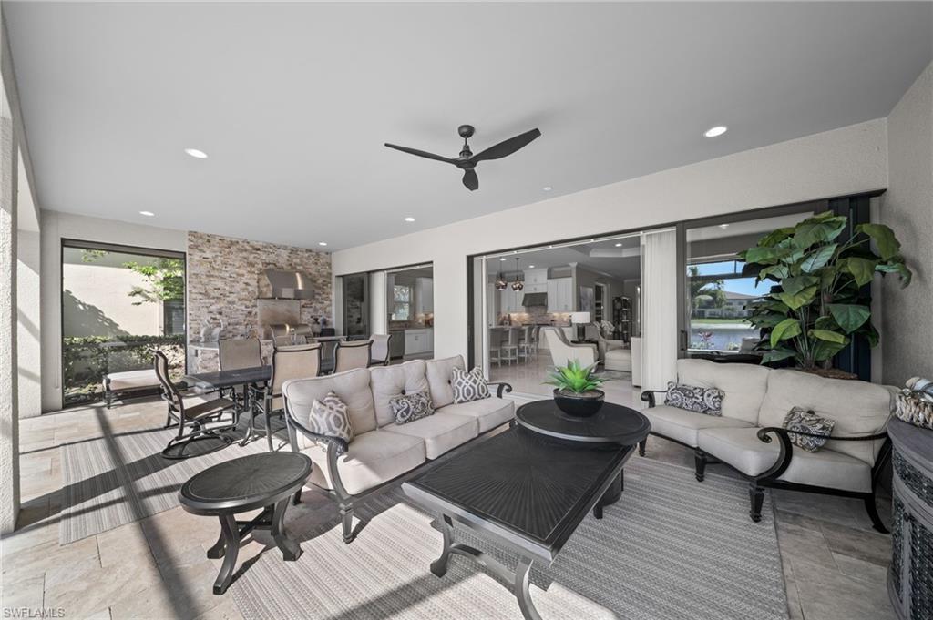 ESPLANADE - Residential