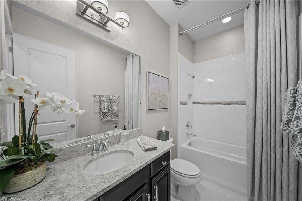 ESPLANADE - Residential