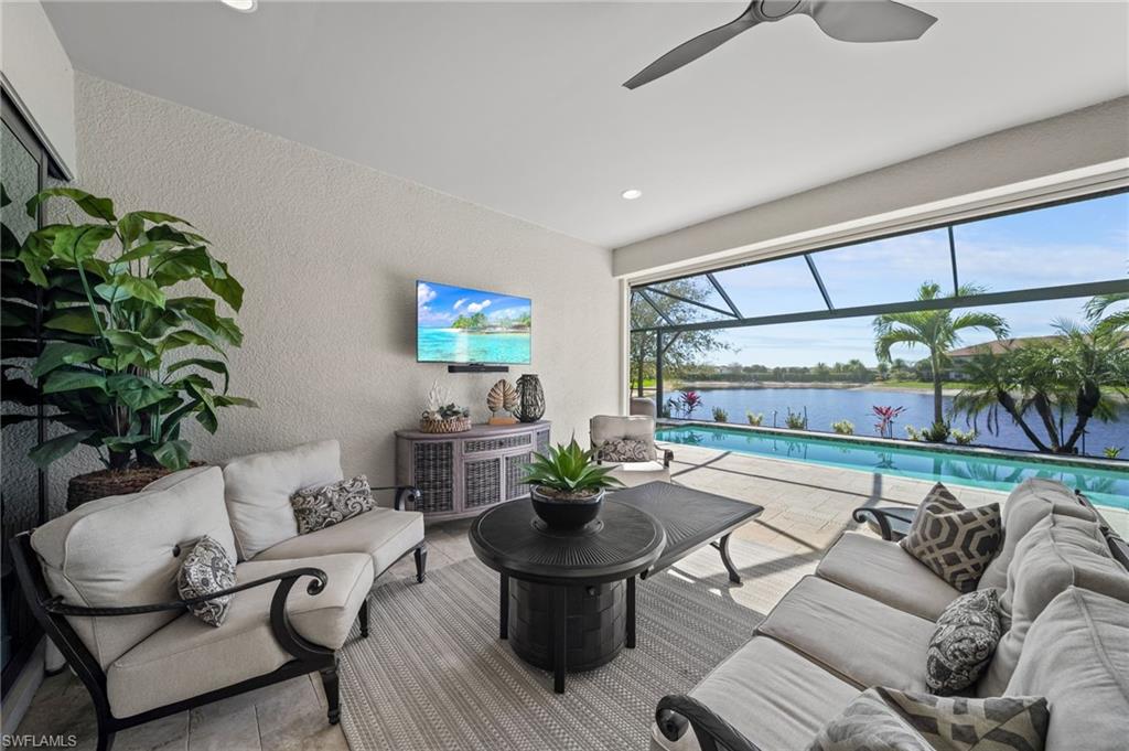 ESPLANADE - Residential