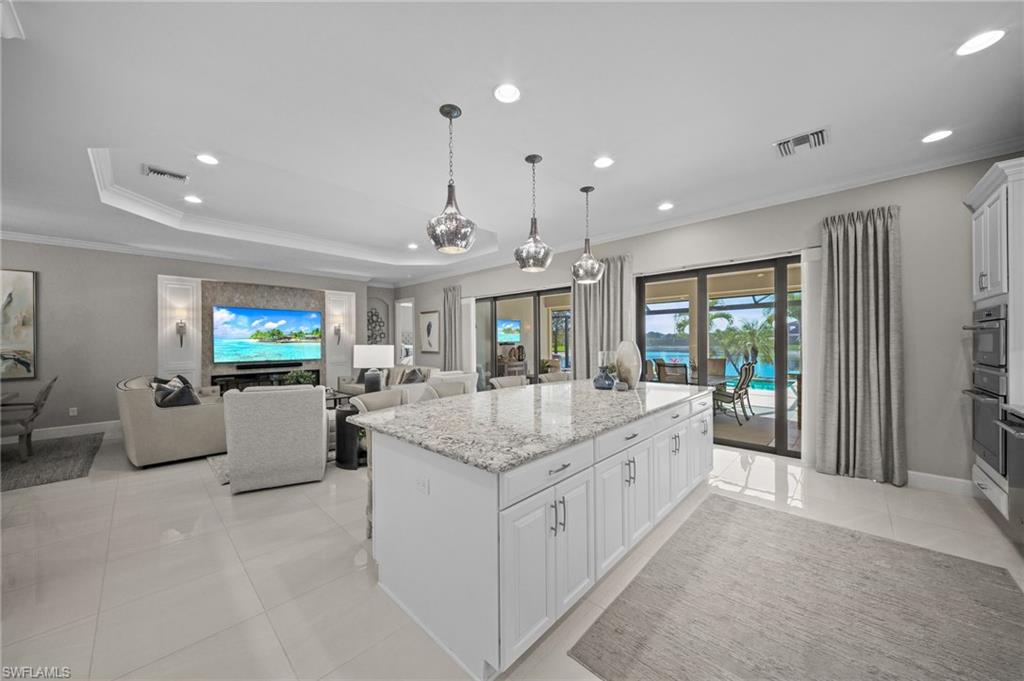 ESPLANADE - Residential