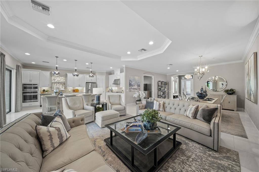 ESPLANADE - Residential