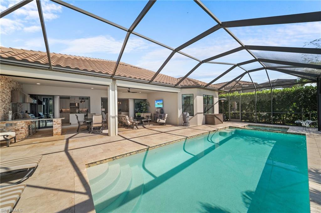 ESPLANADE - Residential