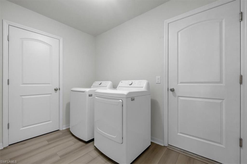 VISTANNA VILLAS - Residential