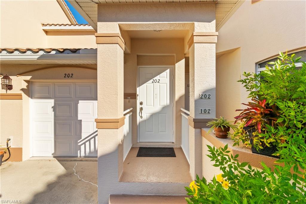 LAS BRISAS AT SPANISH WELLS - Residential