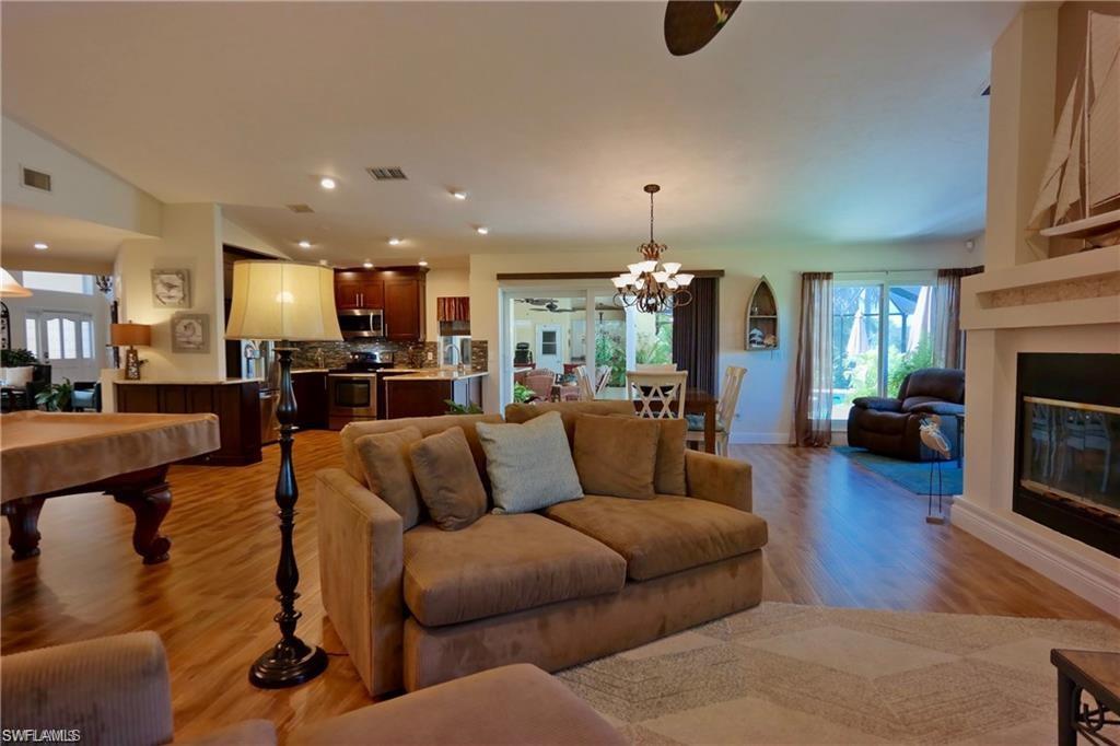 THE FOREST - Residential