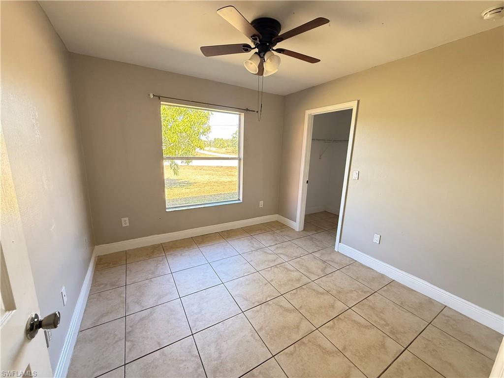 MIRROR LAKES - Residential Lease