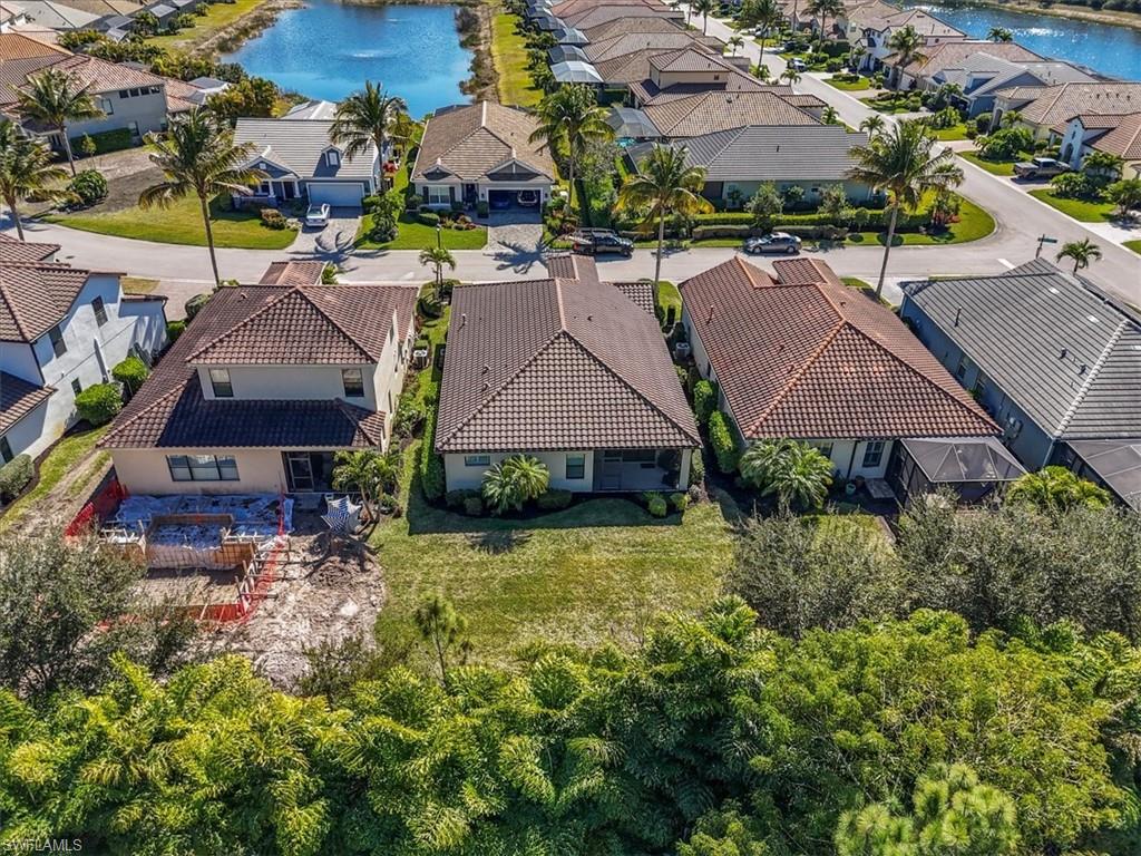 CYPRESS WALK - Residential