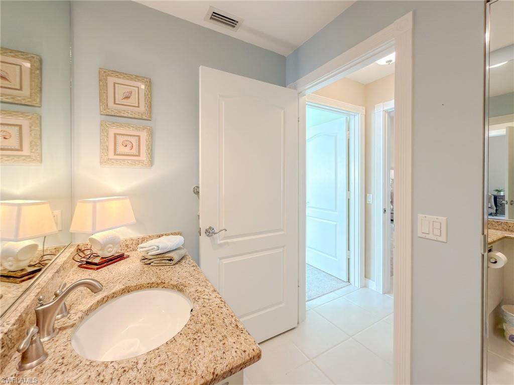 ISLAND WALK - Residential