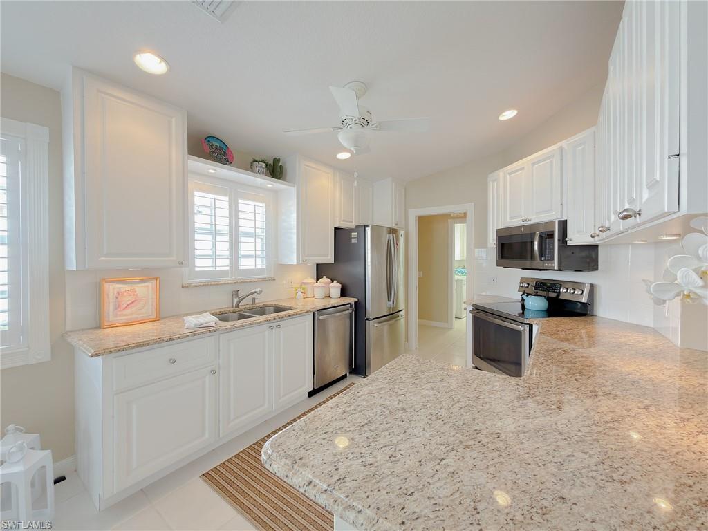 ISLAND WALK - Residential