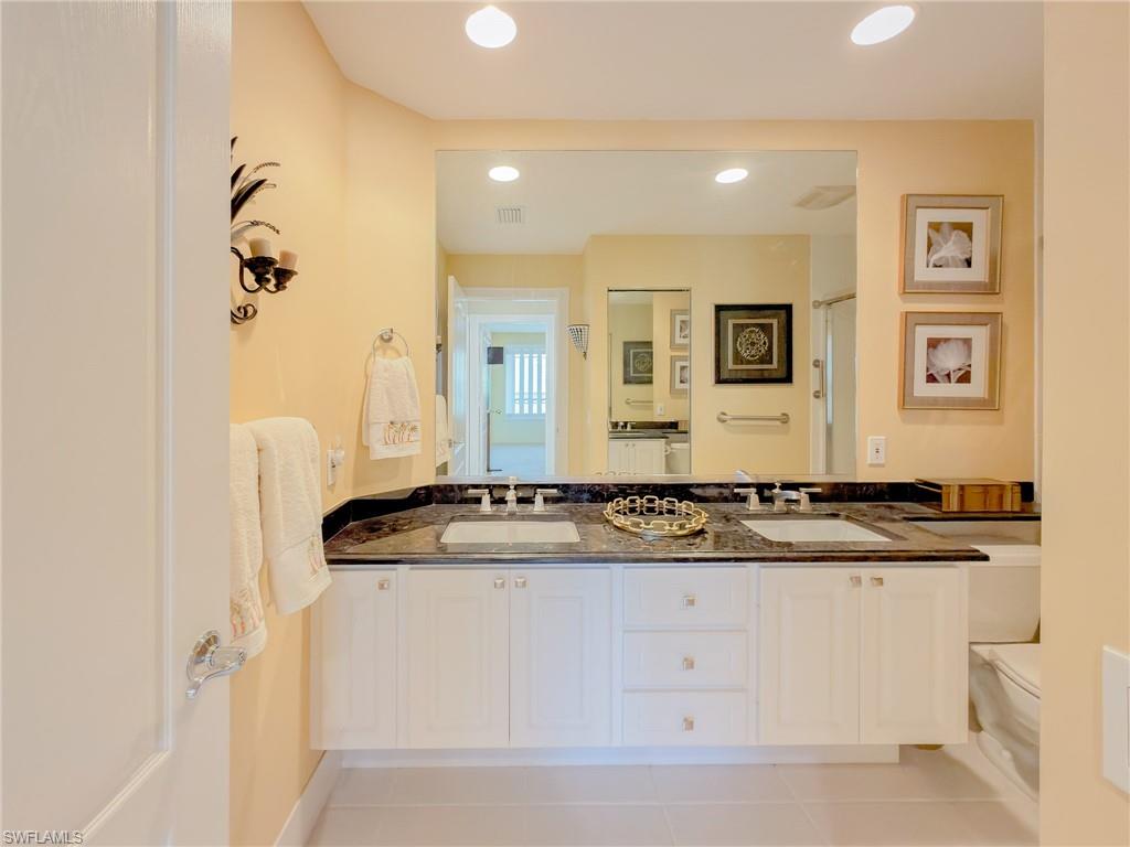 ISLAND WALK - Residential