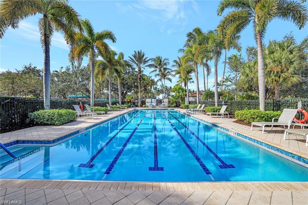 ISLAND WALK - Residential