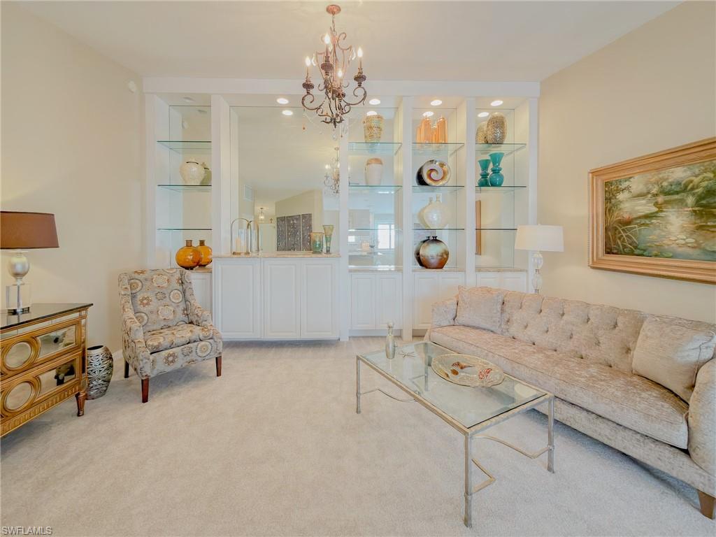 ISLAND WALK - Residential