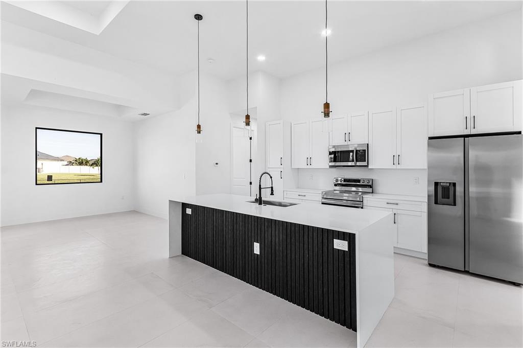 CAPE CORAL - Residential Lease