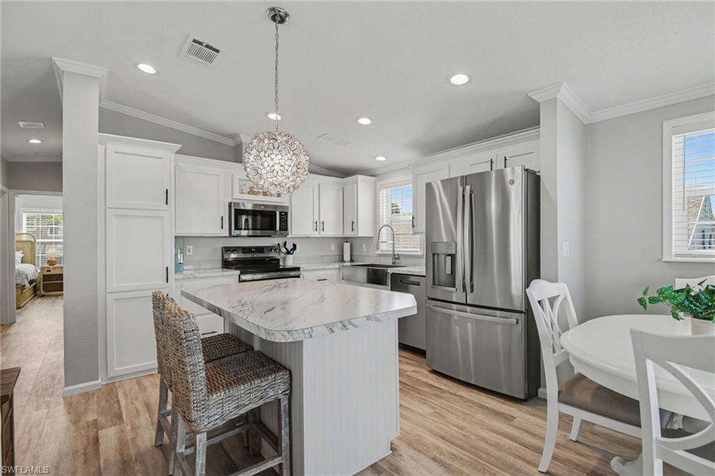 BAYSIDE ESTATES - Residential