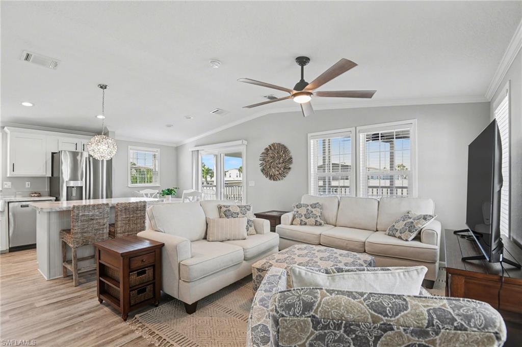 BAYSIDE ESTATES - Residential