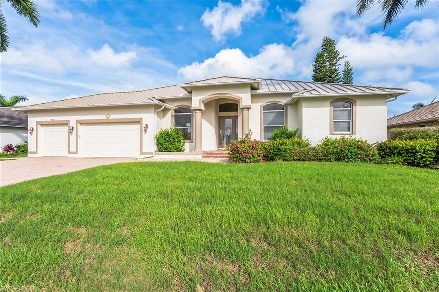 Don't miss this Outstanding single family pool home which backs up to Island Country Club with full golf course views!!! Home features open floor plan with cathedral ceilings, 3 large bedrooms, 2 full baths, family room, expanded paver pool deck with large covered area and huge 3 Car attached Garage!! Property is ready for you to call it home!!! Being sold AS IS, WHERE IS, Buyer is responsible for all inspections. All information & property details set forth in this listing, including all utilities & all room dimensions, are approximate, are deemed reliable but not guaranteed, & should be independently verified if any person intends to engage in a transaction based upon it. Seller/current owner does not represent and/or guarantee that all property information & details have been provided in this MLS listing.