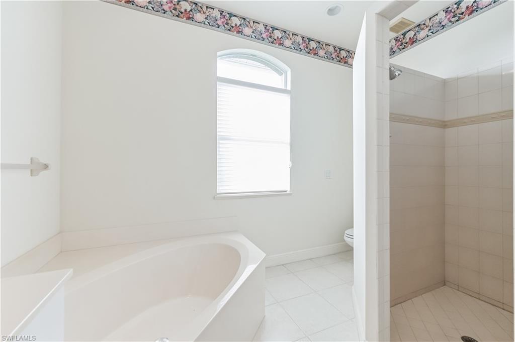 MARCO BEACH - Residential