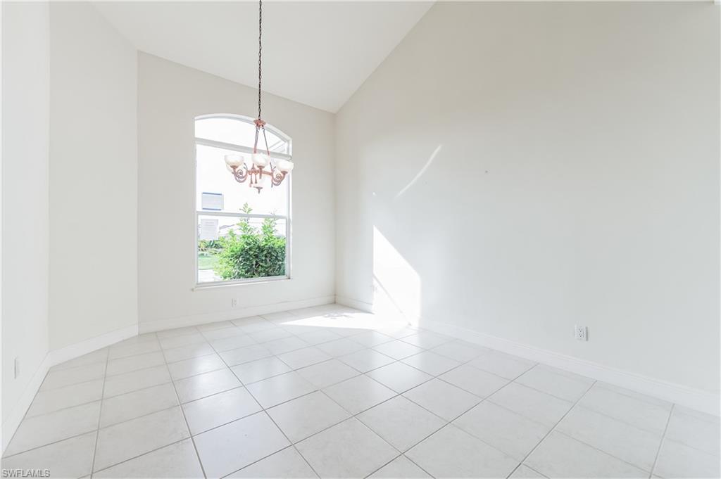 MARCO BEACH - Residential