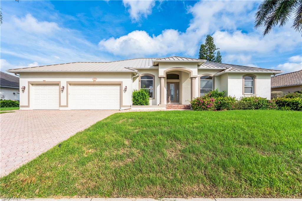 MARCO BEACH - Residential