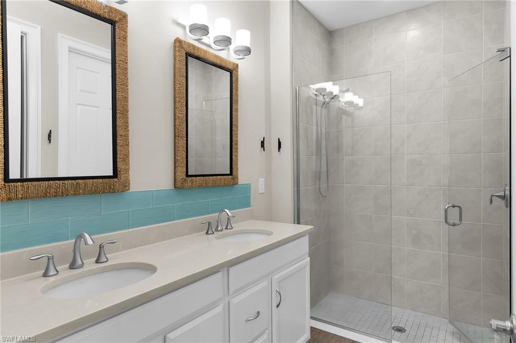 ENBROOK - Residential